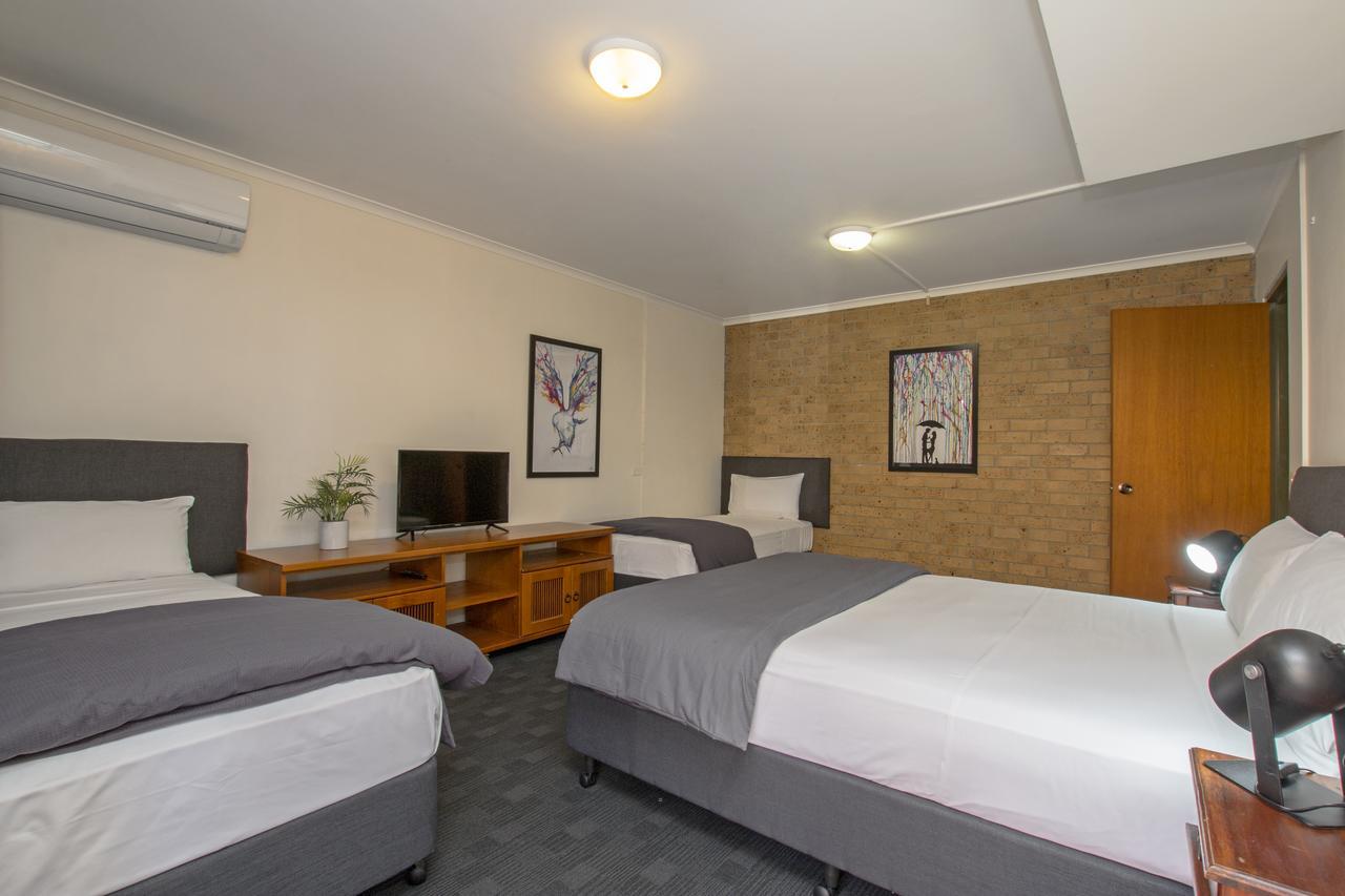 River Street Motel Баллина Экстерьер фото